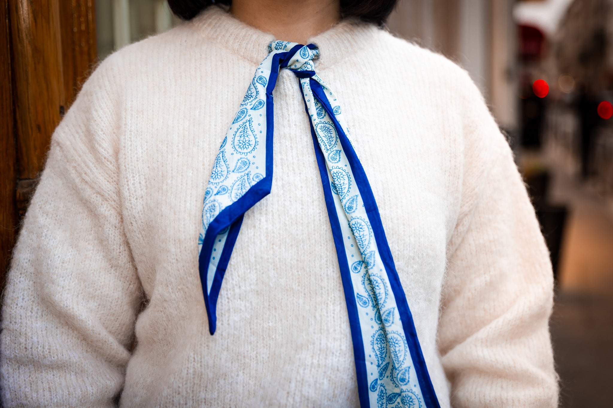 Pull LISA blanc/bleu.